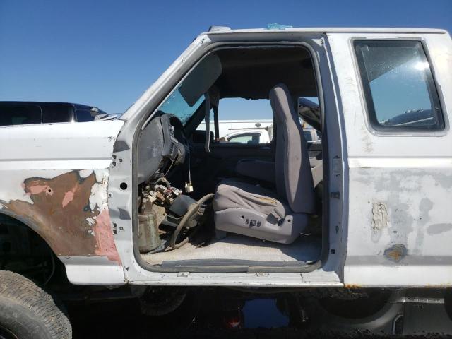 1FTHXZ6M3PKA97570 - 1993 FORD F250 WHITE photo 9