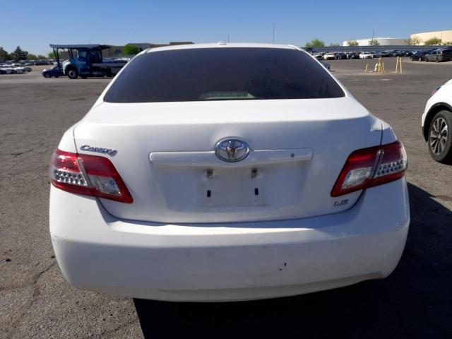 4T1BF3EK2AU533394 - 2010 TOYOTA CAMRY BASE WHITE photo 6