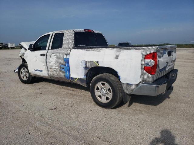 5TFRY5F18FX182284 - 2015 TOYOTA TUNDRA DOUBLE CAB SR/SR5 WHITE photo 2