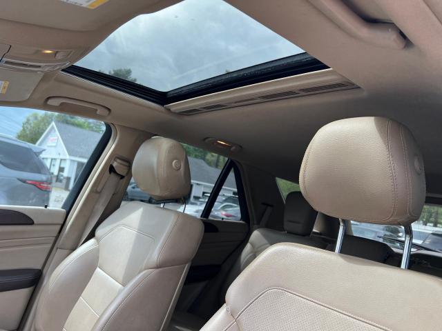 4JGDA5HB6FA561514 - 2015 MERCEDES-BENZ ML 350 4MATIC BLUE photo 9