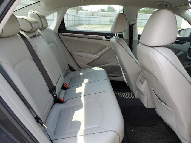 1VWDT7A33HC050439 - 2017 VOLKSWAGEN PASSAT R-LINE Grafit foto 10