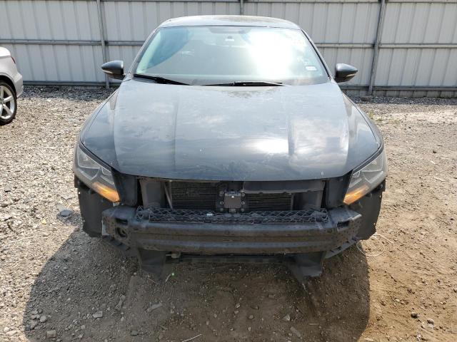 1VWDT7A33HC050439 - 2017 VOLKSWAGEN PASSAT R-LINE Grafit foto 5