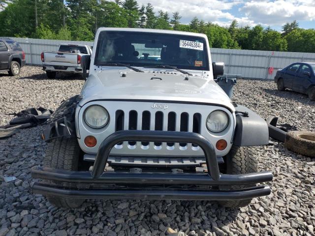 1J4BA3H1XBL557501 - 2011 JEEP WRANGLER U SPORT Silber Foto 5