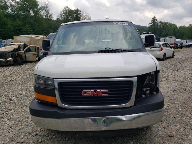 1GTW7AFFXG1902487 - 2016 GMC SAVANA G2500 WHITE photo 5