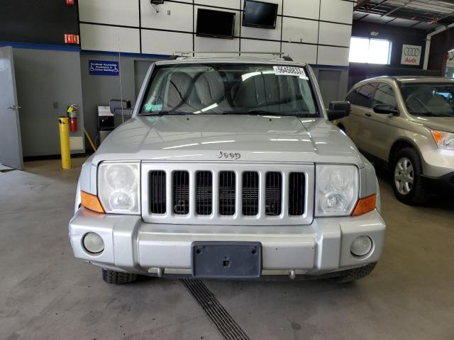 1J8HG48N26C354494 - 2006 JEEP COMMANDER 银色 照片 5