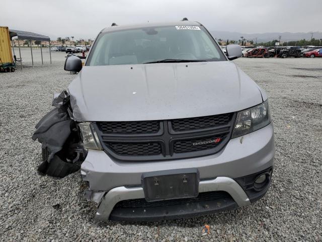 3C4PDCGGXJT379455 - 2018 DODGE JOURNEY CROSSROAD SILVER photo 5