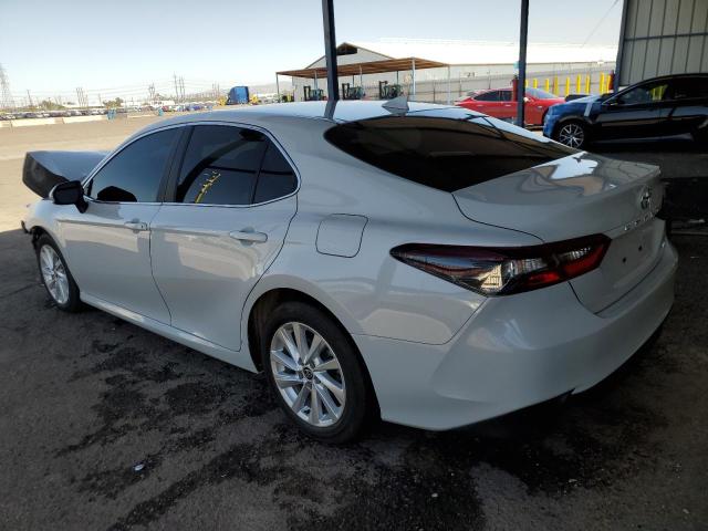 4T1C11AK0PU177002 - 2023 TOYOTA CAMRY LE WHITE photo 2