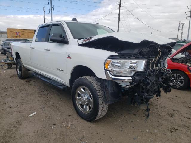 3C6UR5JL0KG584001 - 2019 RAM 2500 BIG HORN WHITE photo 4