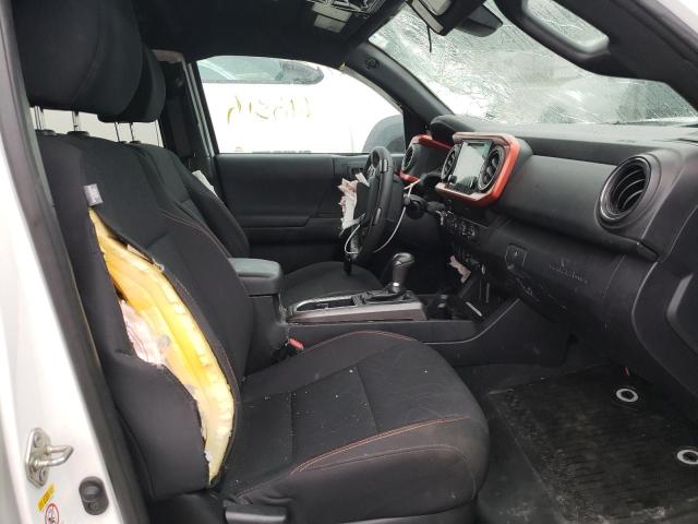 3TMCZ5AN2KM215809 - 2019 TOYOTA TACOMA DOUBLE CAB 白色 照片 5