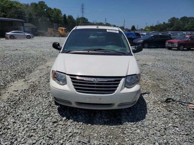 2A4GP54L56R859251 - 2006 CHRYSLER TOWN & COU TOURING WHITE photo 5