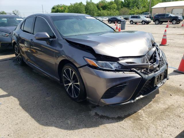 4T1G11AK9LU858884 - 2020 TOYOTA CAMRY SE GRAY photo 4