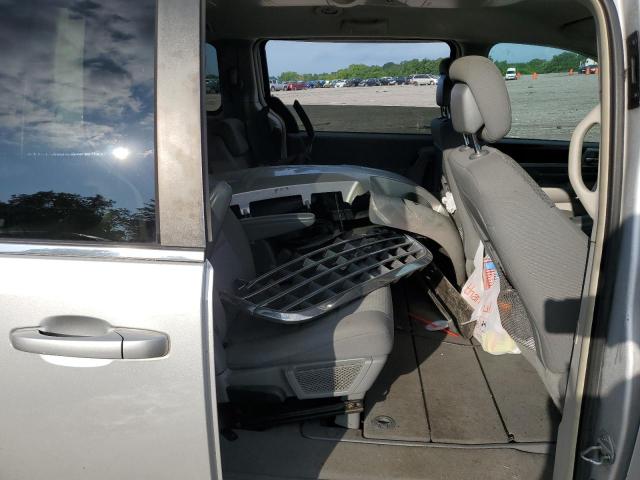 2A4RR5D17AR373759 - 2010 CHRYSLER TOWN & COU TOURING 银色 照片 11