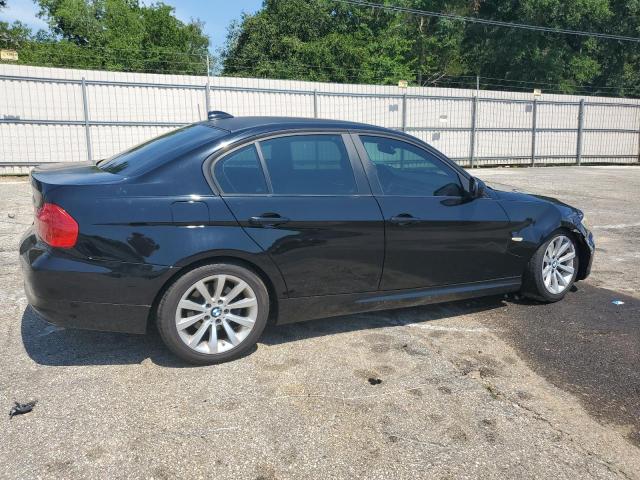 WBAPH7G57BNM57313 - 2011 BMW 328 I BLACK photo 3