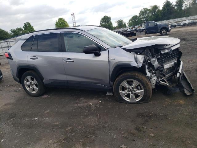 4T3LWRFV6MU045710 - 2021 TOYOTA RAV4 LE 银色 照片 4