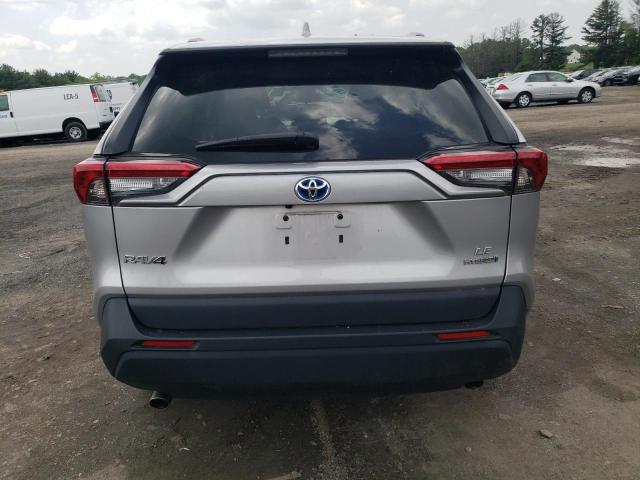 4T3LWRFV6MU045710 - 2021 TOYOTA RAV4 LE 银色 照片 6