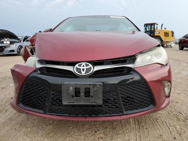 4T1BF1FK3HU636479 - 2017 TOYOTA CAMRY LE RED photo 5