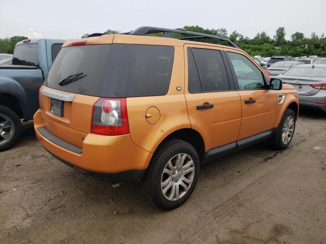 SALFP24NX8H035805 - 2008 LAND ROVER LR2 SE ORANGE photo 3