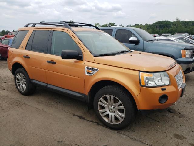 SALFP24NX8H035805 - 2008 LAND ROVER LR2 SE ORANGE photo 4