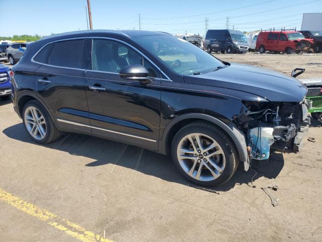 5LMCJ3D99KUL52504 - 2019 LINCOLN MKC RESERVE BLACK photo 4