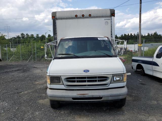 1FDKE37L8VHB02467 - 1997 FORD ECONOLINE E350 CUTAWAY VAN WHITE photo 5