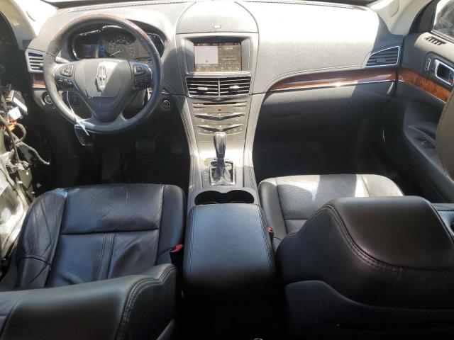 2LMHJ5AT2KBL03711 - 2019 LINCOLN MKT BLACK photo 8