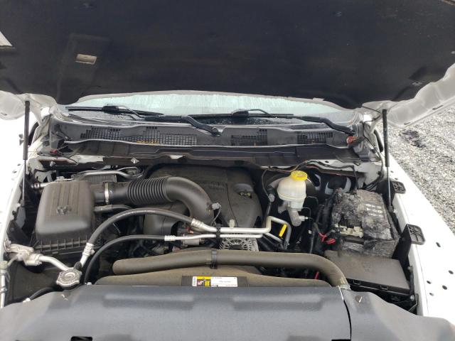 1C6RR7FT3JS104129 - 2018 RAM 1500 ST WHITE photo 11