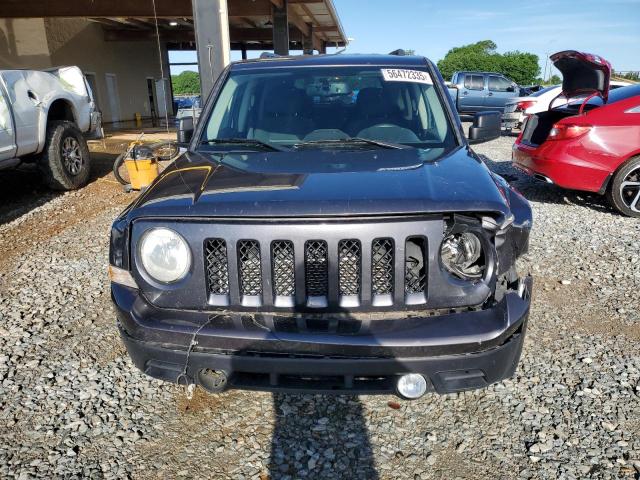 1C4NJRBB8HD105976 - 2017 JEEP PATRIOT SPORT Grau Foto 5
