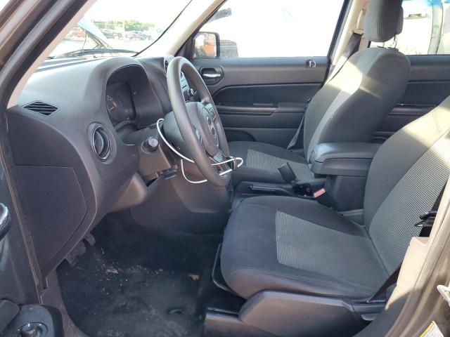 1C4NJRBB8HD105976 - 2017 JEEP PATRIOT SPORT Grau Foto 7