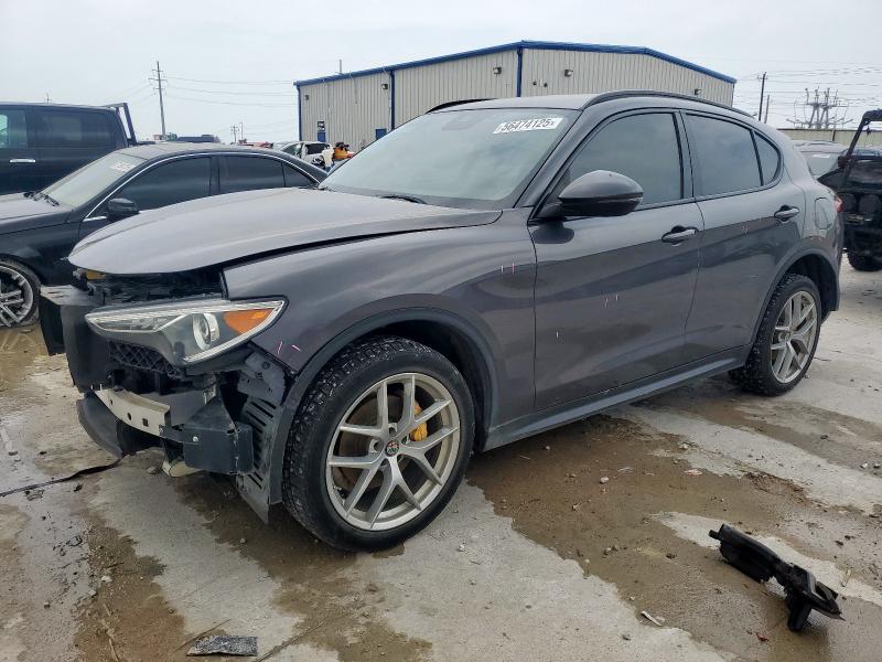 ZASFAKPN4J7B72214 - 2018 ALFA ROMEO STELVIO SPORT ნაცრისფერი ფოტო 1