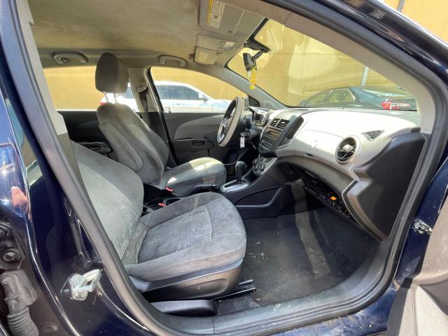 1G1JA6SH1F4168473 - 2015 CHEVROLET SONIC LS 紫色 照片 5