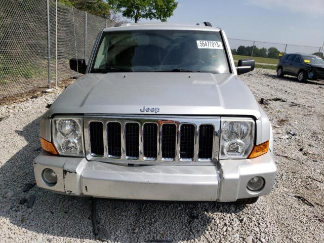 1J4RG4GKXAC148295 - 2010 JEEP COMMANDER SPORT Silber Foto 5