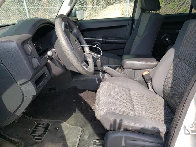 1J4RG4GKXAC148295 - 2010 JEEP COMMANDER SPORT Silber Foto 7