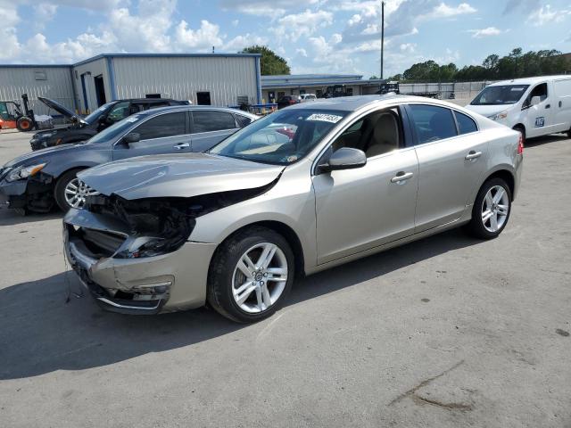 YV1612TK3F2355235 - 2015 VOLVO S60 PREMIER GOLD photo 1