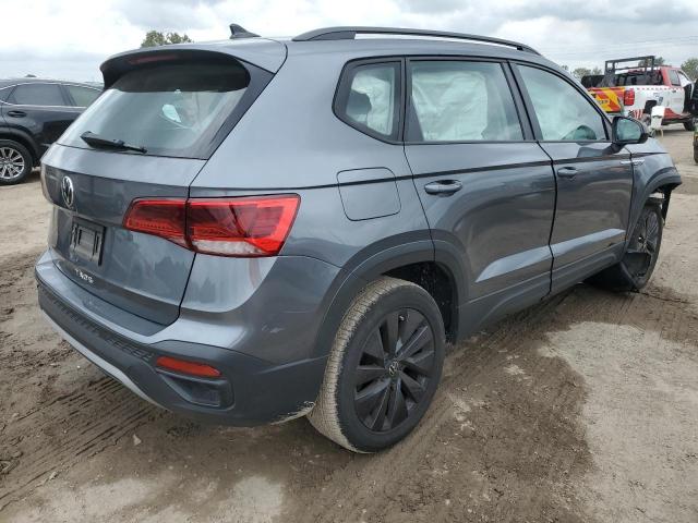 3VVDX7B24NM035358 - 2022 VOLKSWAGEN TAOS S GRAY photo 3