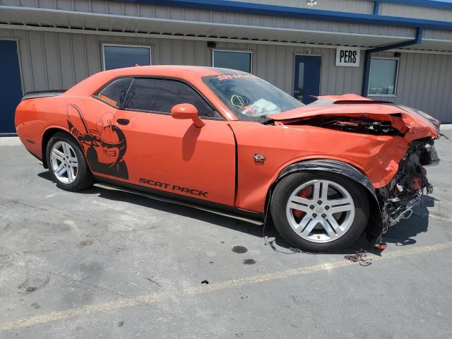2C3CDZFJ8GH331862 - 2016 DODGE CHALLENGER R/T SCAT PACK ORANGE photo 4