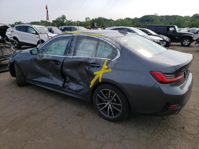 3MW5R7J01M8B83033 - 2021 BMW 330XI ნაცრისფერი ფოტო 2