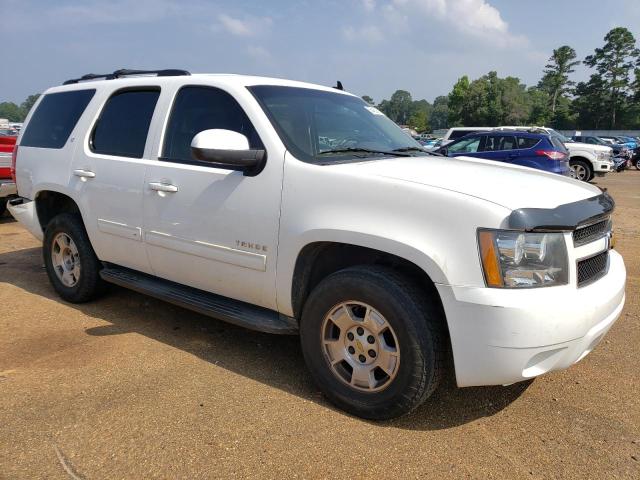 1GNSKBE06DR247975 - 2013 CHEVROLET TAHOE K1500 LT WHITE photo 4