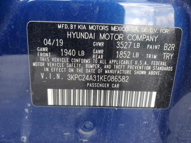 3KPC24A31KE086582 - 2019 HYUNDAI ACCENT SE BLUE photo 13