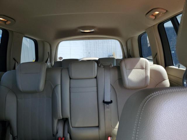 4JGDF6EE8FA519965 - 2015 MERCEDES-BENZ GL 450 4MATIC WHITE photo 10