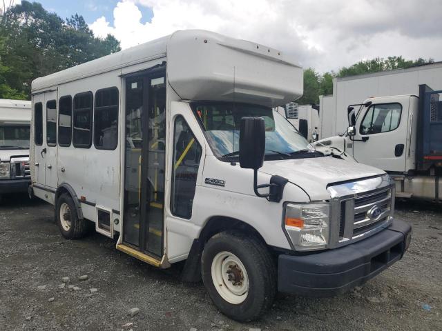2017 FORD ECONOLINE E350 SUPER DUTY CUTAWAY VAN, null