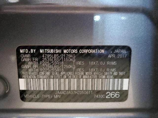 JA4AD3A37HZ050611 - 2017 MITSUBISHI OUTLANDER SE GRAY photo 13