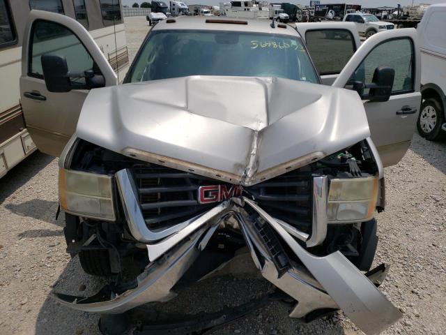 1GTJK83639F105686 - 2009 GMC SIERRA K3500 SLE SILVER photo 11