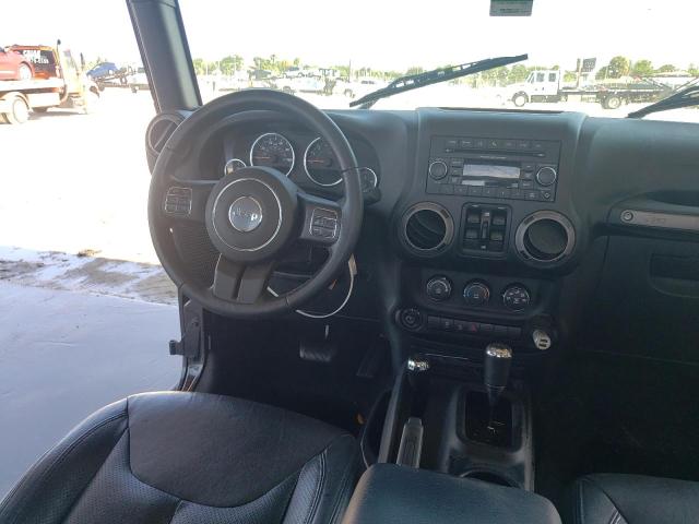 1C4BJWDG4GL246168 - 2016 JEEP WRANGLER U SPORT შავი ფოტო 9