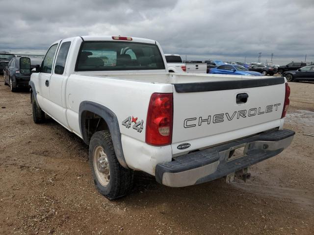 1GCGK29U73Z120064 - 2003 CHEVROLET SILVERADO K2500 WHITE photo 3