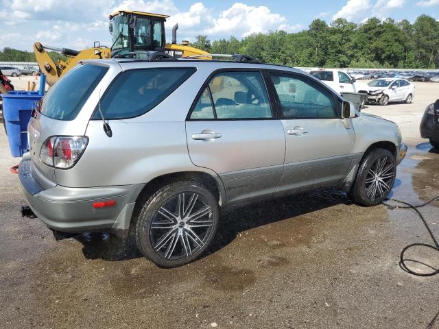 JTJGF10U510102656 - 2001 LEXUS RX 300 SILVER photo 3