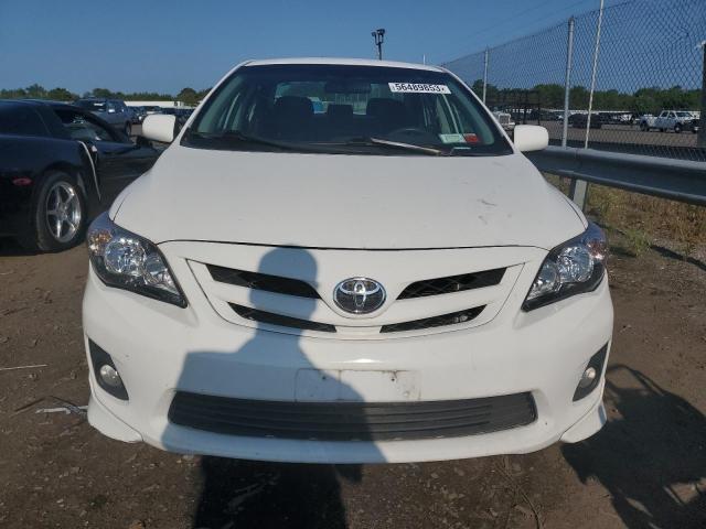 2T1BU4EE4CC840401 - 2012 TOYOTA COROLLA BASE WHITE photo 5