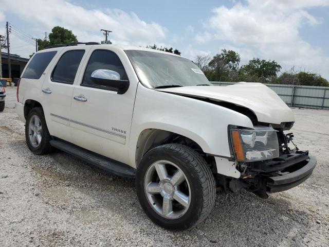 1GNSCCE05DR196892 - 2013 CHEVROLET TAHOE C1500 LTZ WHITE photo 4