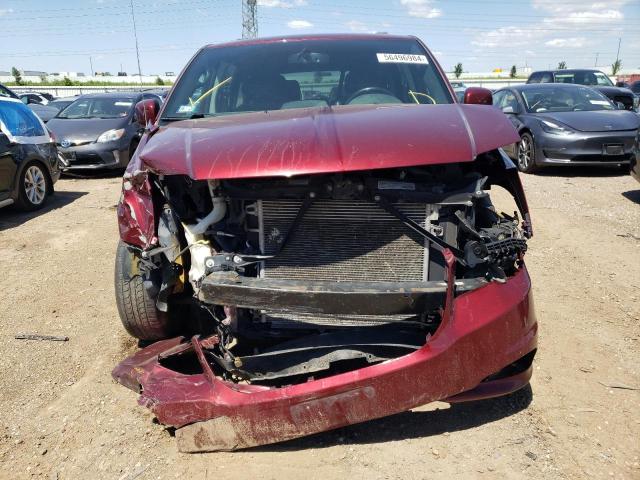 2C4RDGCGXHR586334 - 2017 DODGE GRAND CARA SXT BURGUNDY photo 5