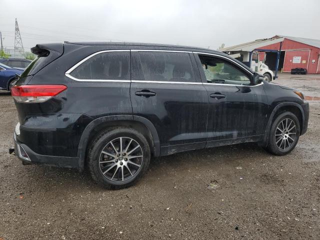 5TDJZRFH3JS883490 - 2018 TOYOTA HIGHLANDER SE Қара фото 3