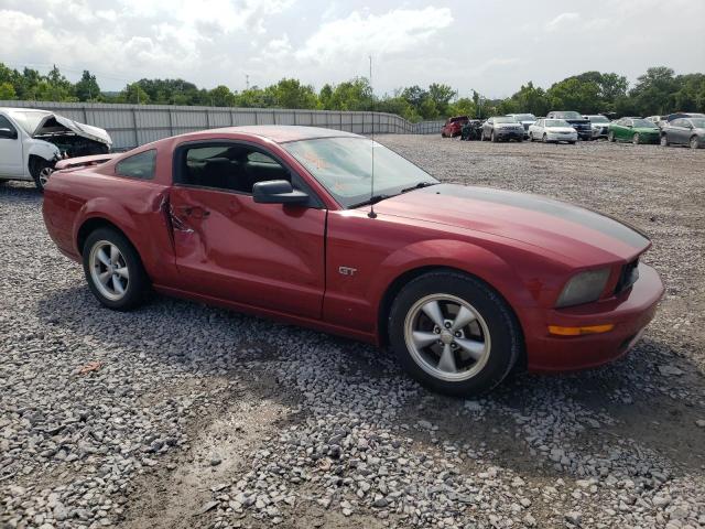 1ZVHT82H285156306 - 2008 FORD MUSTANG GT RED photo 4